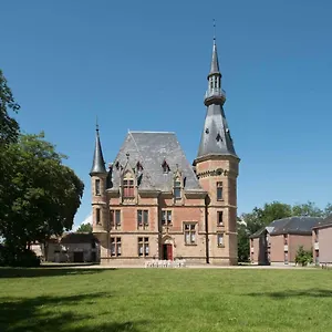 *** Maison d'hôtes Château De Petit Bois France