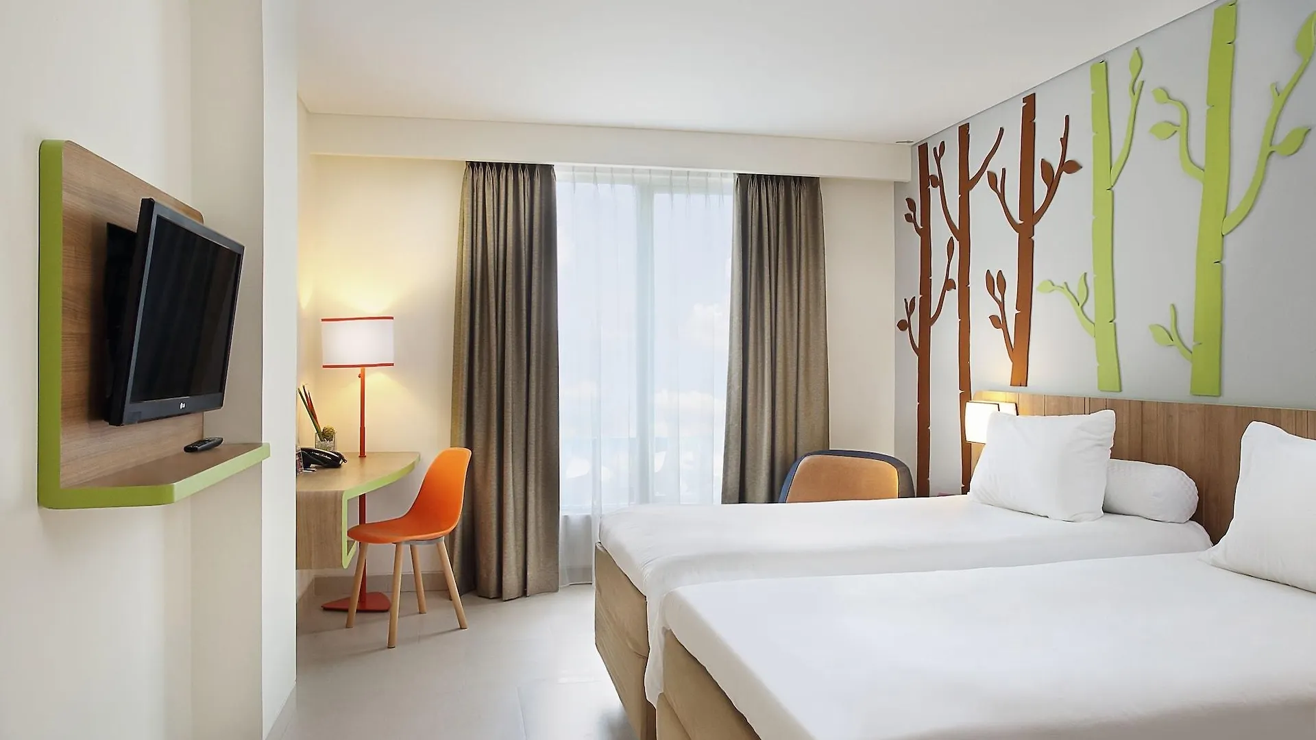 Grand Livio Kuta Hotel Legian
