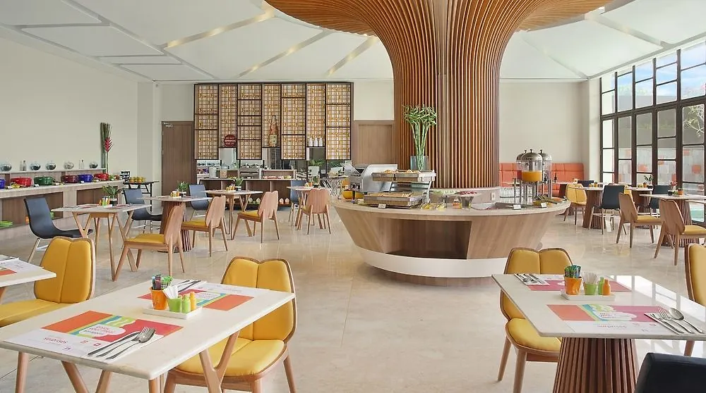 Grand Livio Kuta Hotel Legian